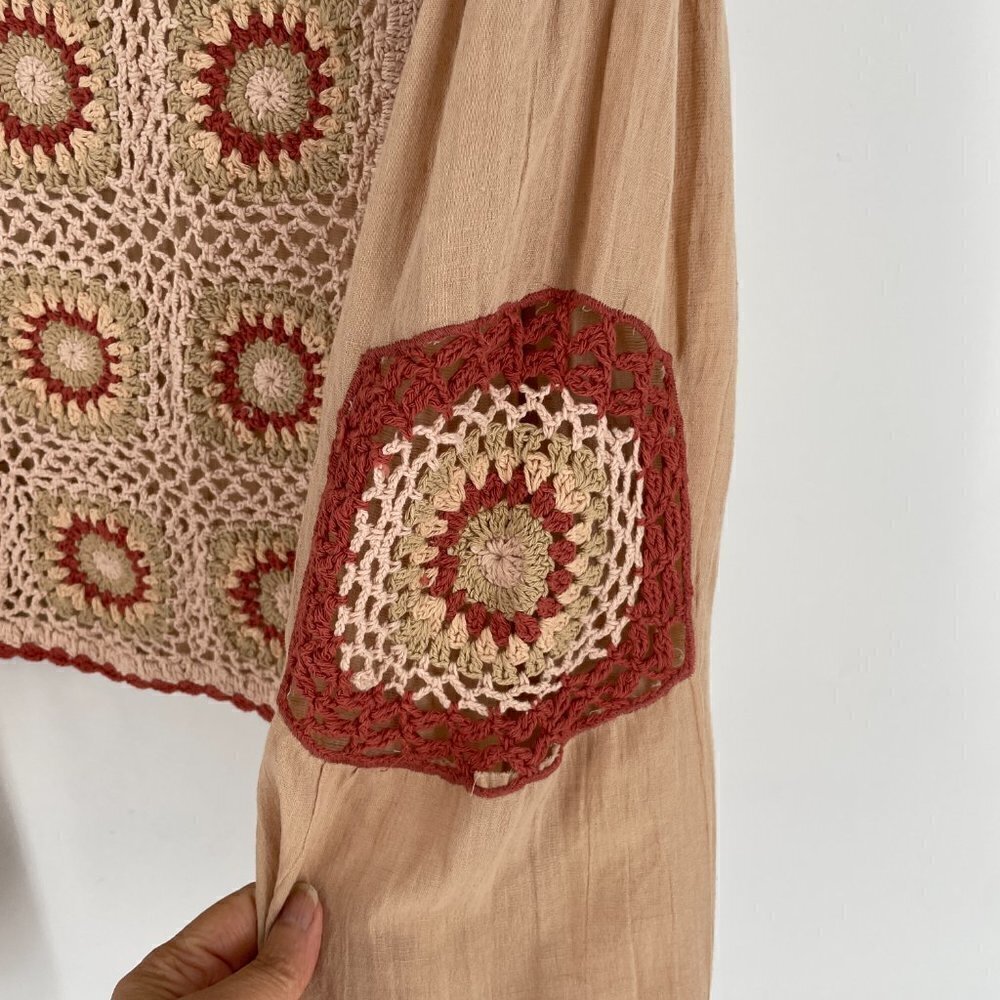 Zara Granny Square Crochet Medallion Front Full Sleeve Cropped Blouse Beige M - Picture 9 of 11